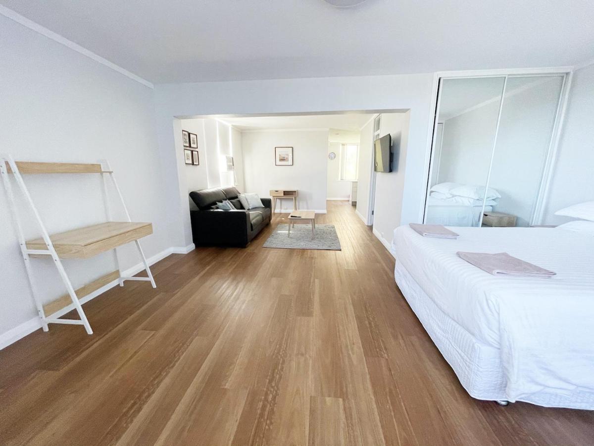 Studio 101 - First Floor Fremantle Studio Apartment المظهر الخارجي الصورة