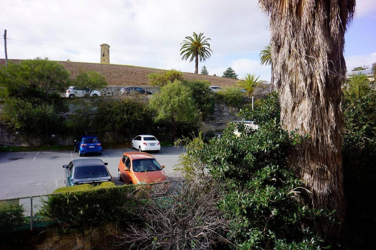 Studio 101 - First Floor Fremantle Studio Apartment المظهر الخارجي الصورة